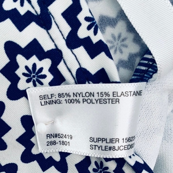 𝅺LIZ Claiborne Tankini, Size 6, Navy Blue & White. - Picture 4 of 4